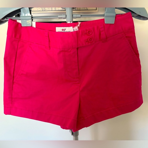 Pink (Rhododendron) Vineyard Vines Women's Dayboat Shorts, Size 0
NWT - Picture 1 of 8